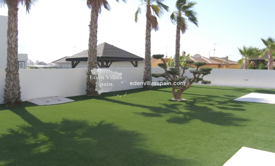 Resale - Coastal Villa - La Marina