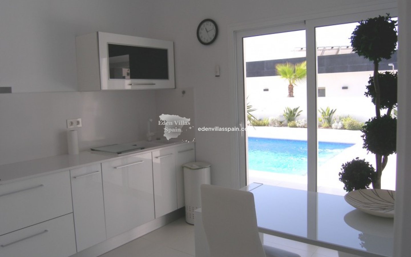 Resale - Coastal Villa - La Marina