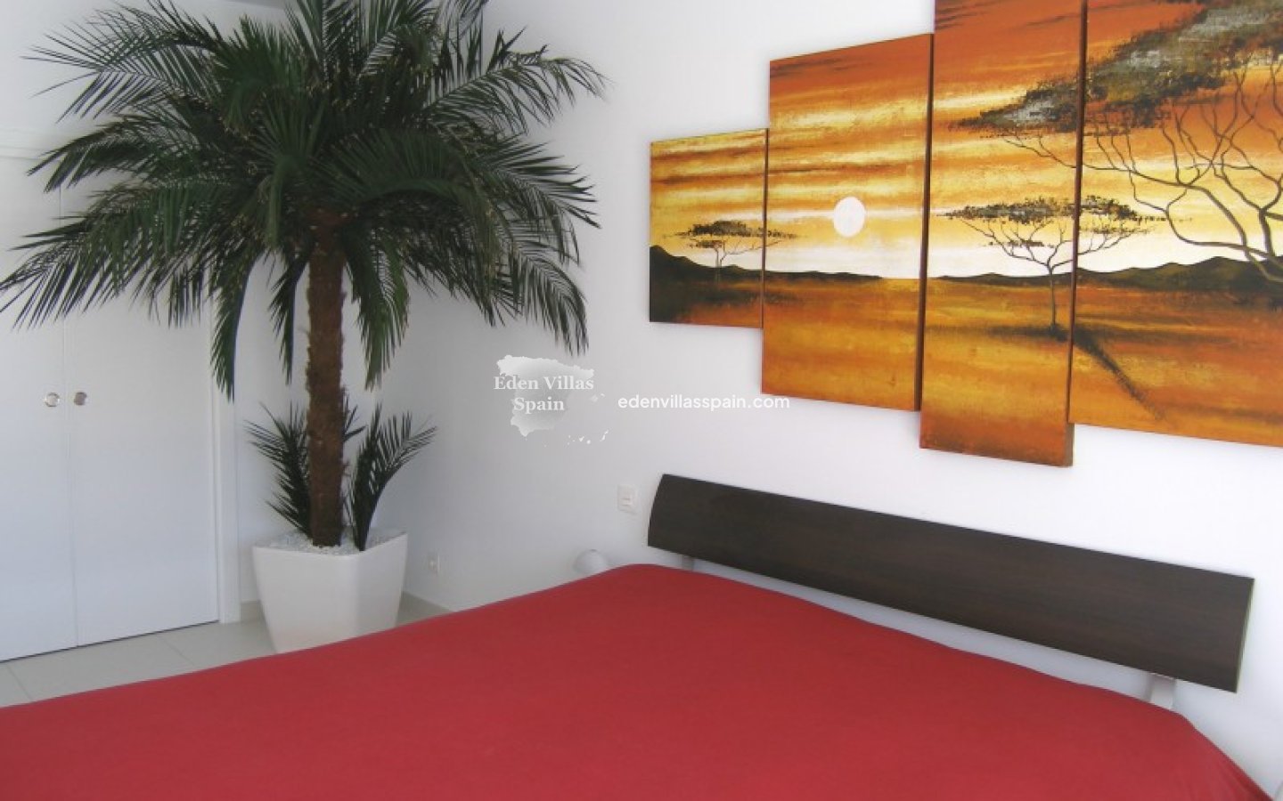 Resale - Coastal Villa - La Marina