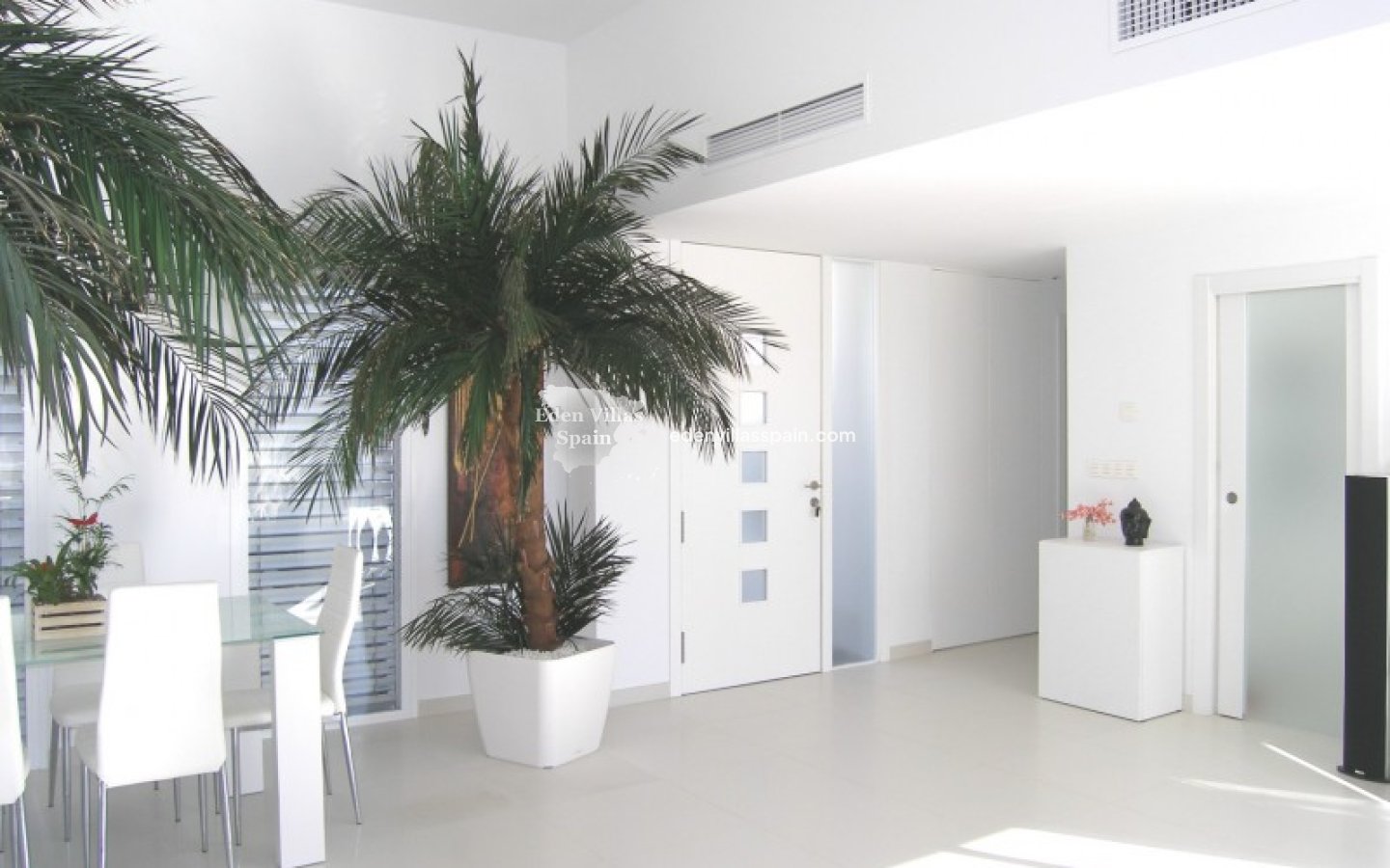 Resale - Coastal Villa - La Marina