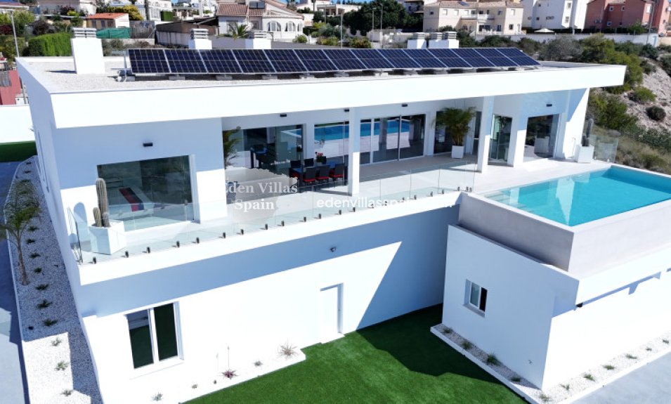 Resale - Coastal Villa - La Marina