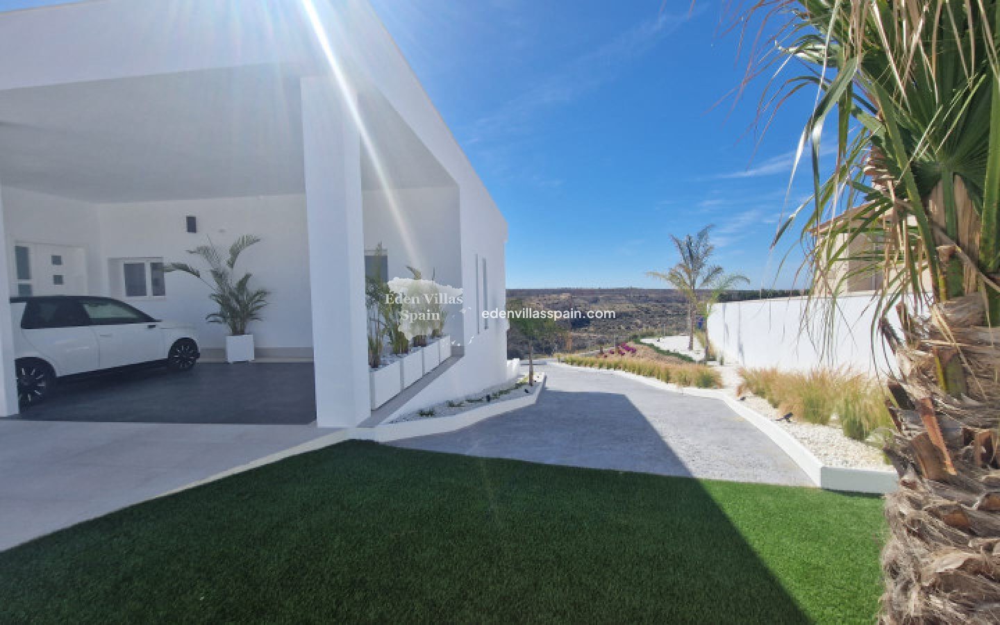 Resale - Coastal Villa - La Marina