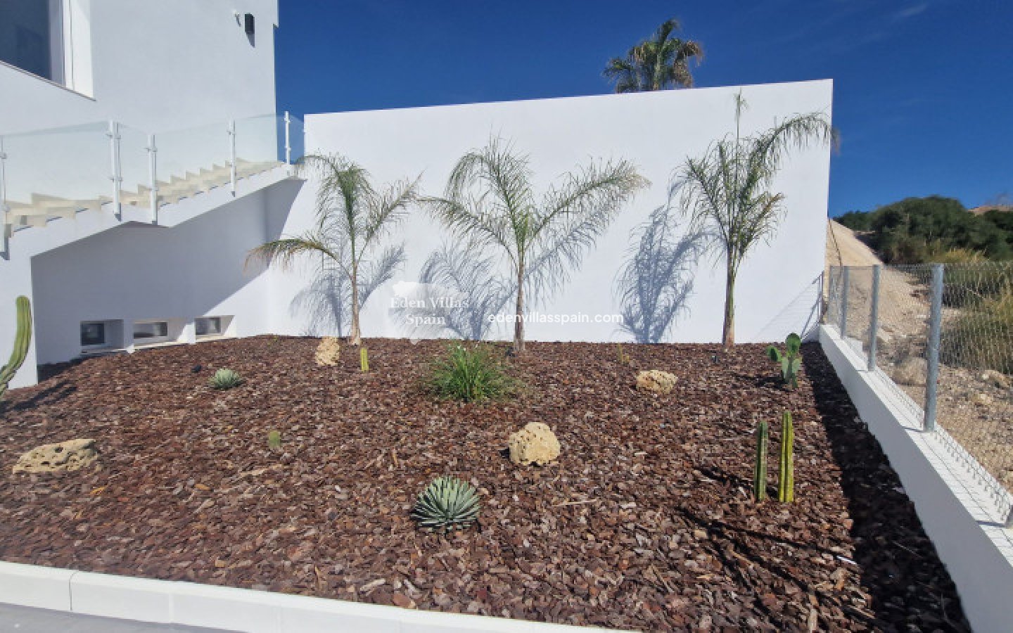 Resale - Coastal Villa - La Marina