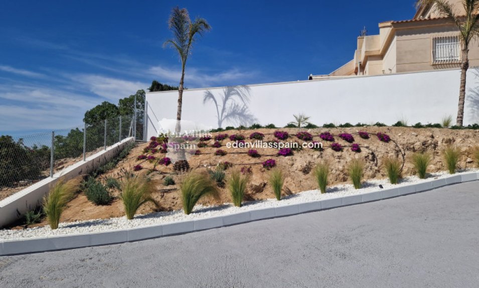 Resale - Coastal Villa - La Marina