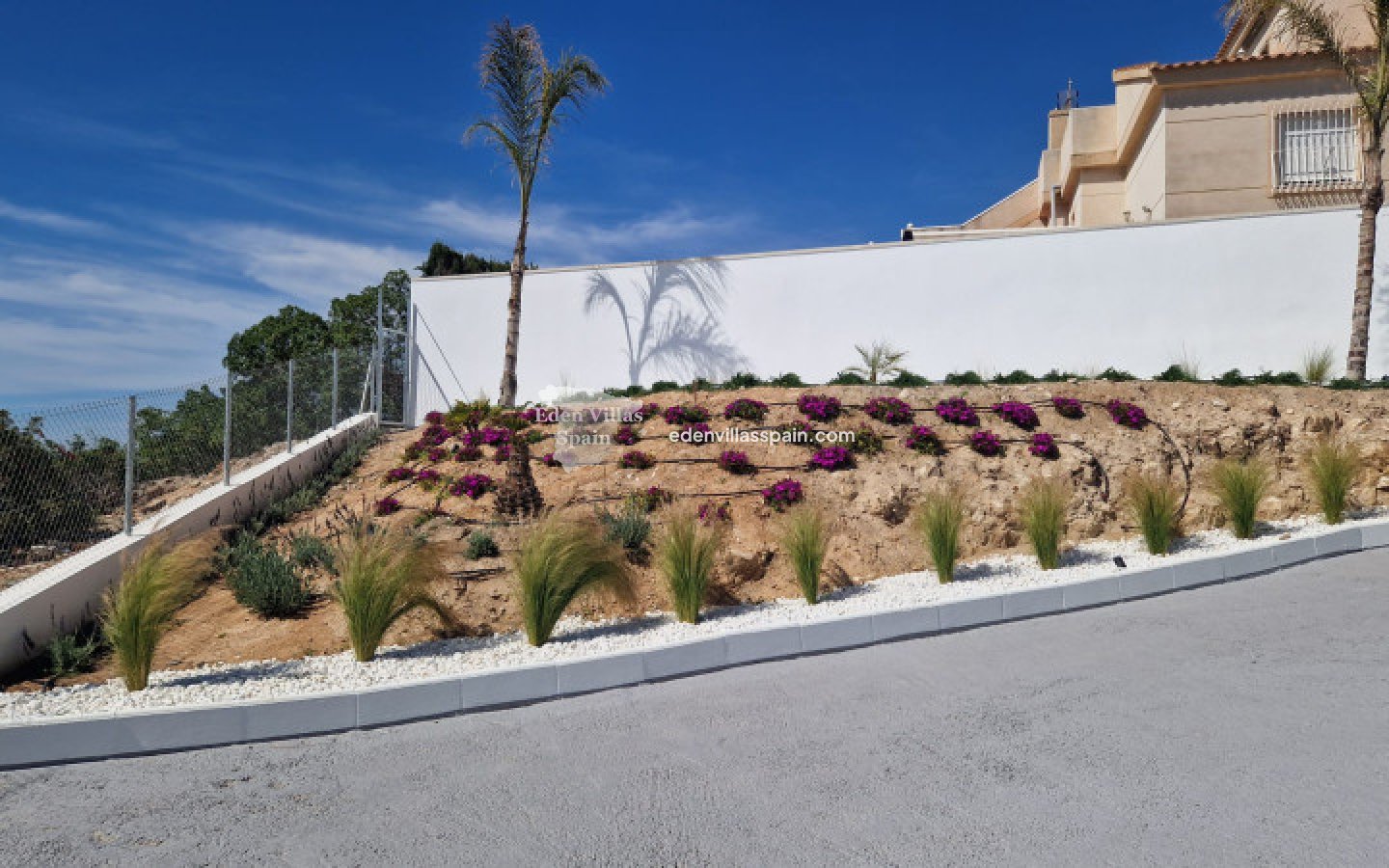 Resale - Coastal Villa - La Marina