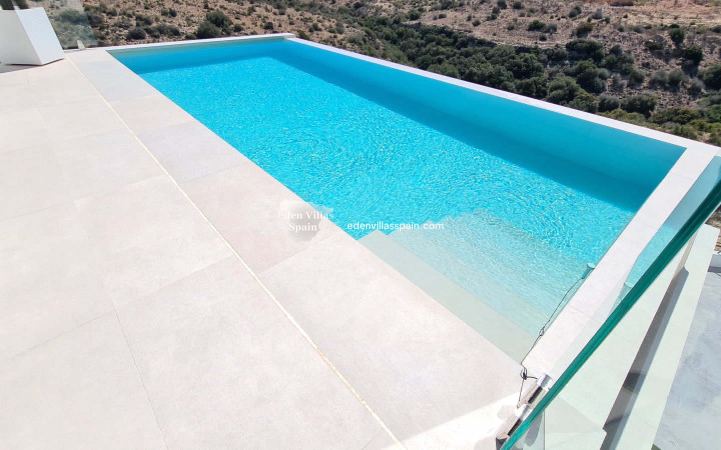 Resale - Coastal Villa - La Marina