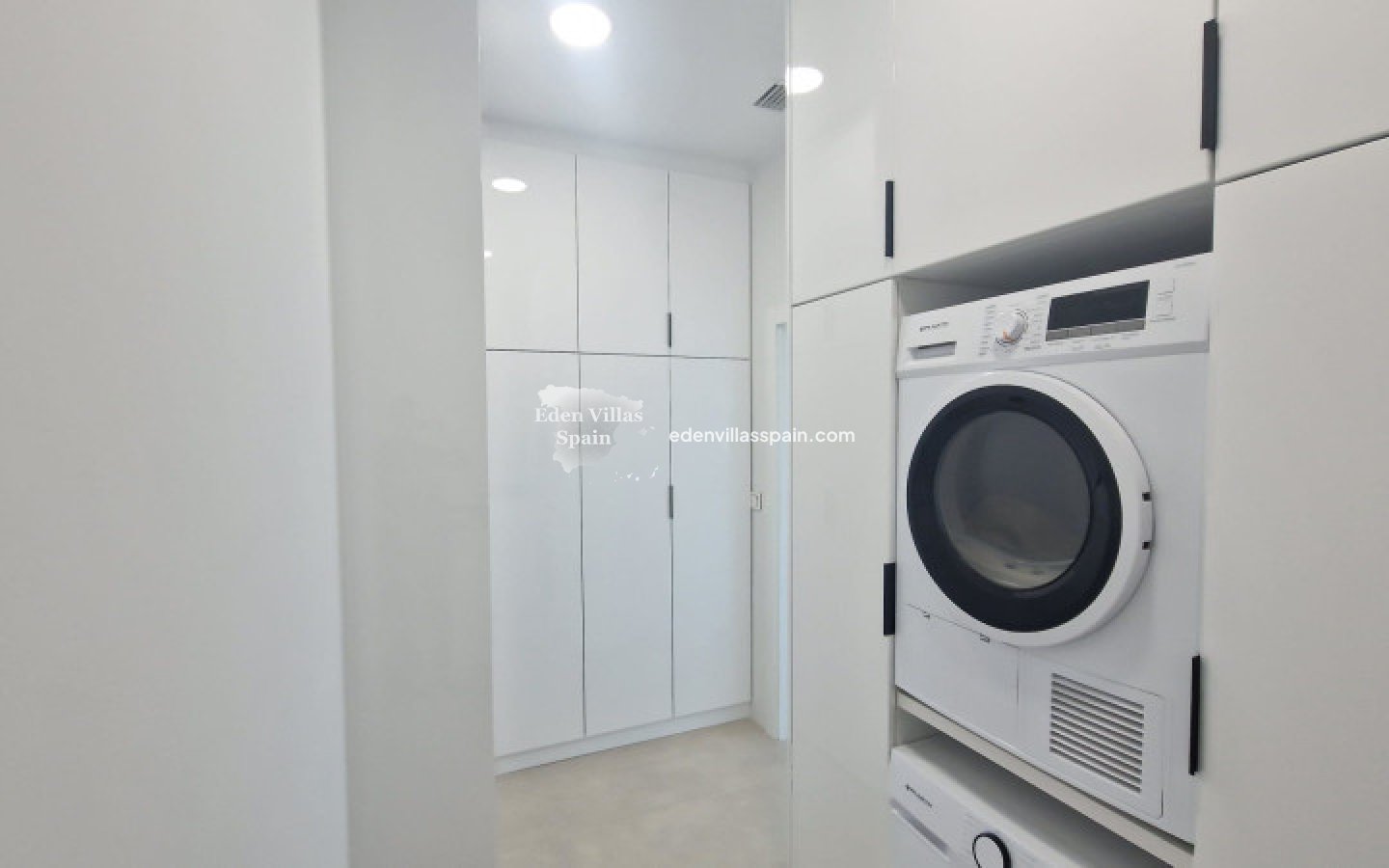 Resale - Coastal Villa - La Marina