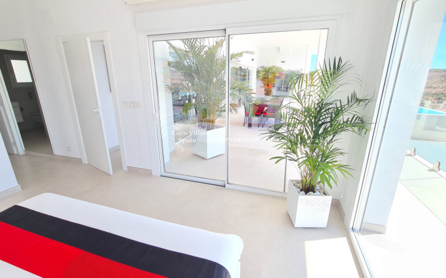 Resale - Coastal Villa - La Marina