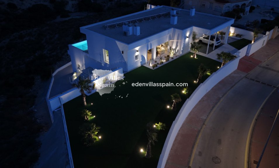 Resale - Coastal Villa - La Marina