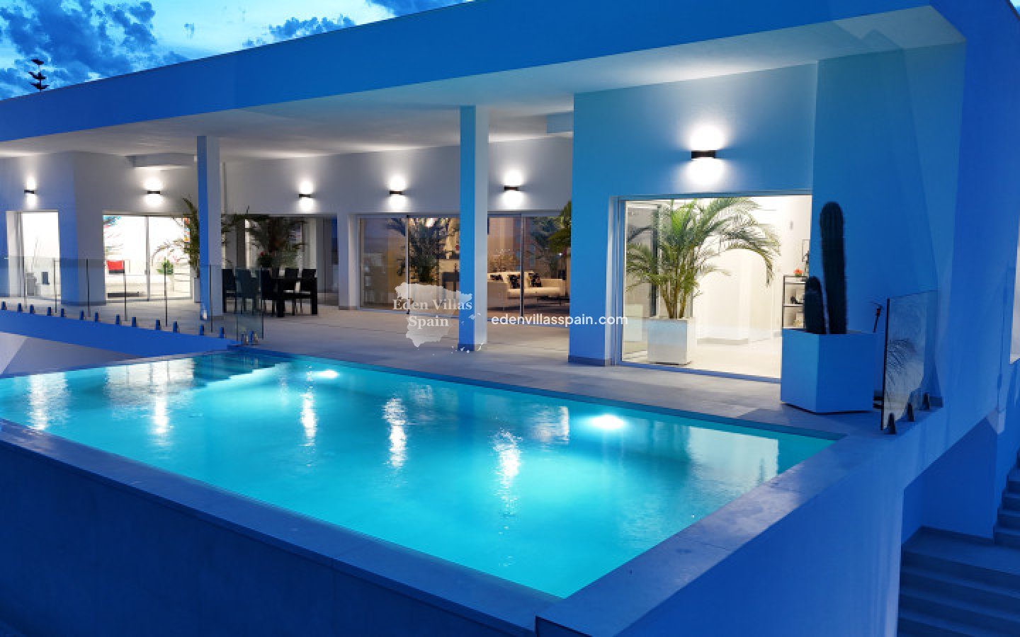 Resale - Coastal Villa - La Marina