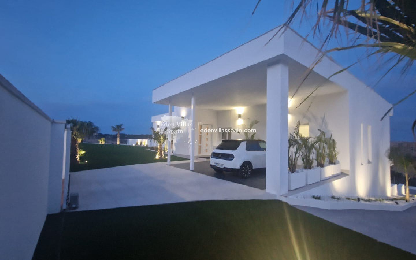 Resale - Coastal Villa - La Marina