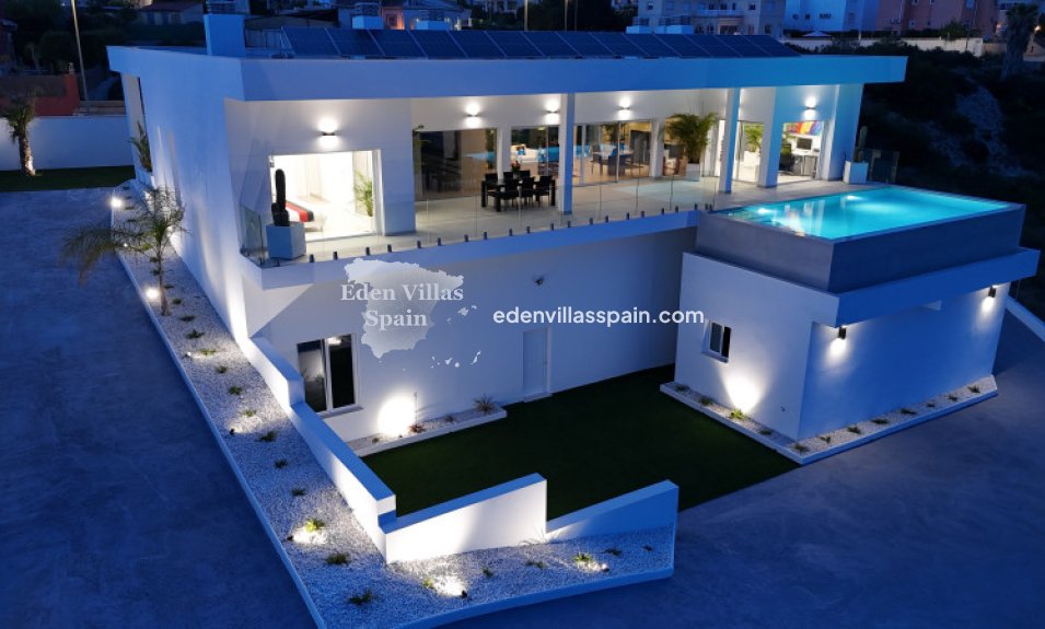 Resale - Coastal Villa - La Marina