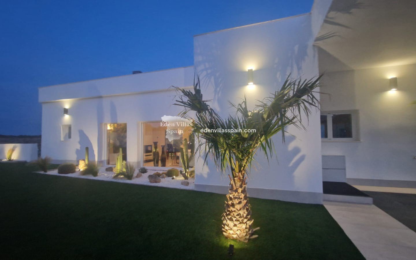 Resale - Coastal Villa - La Marina