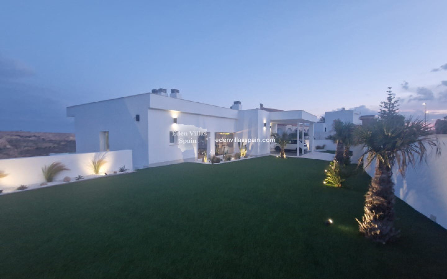 Resale - Coastal Villa - La Marina
