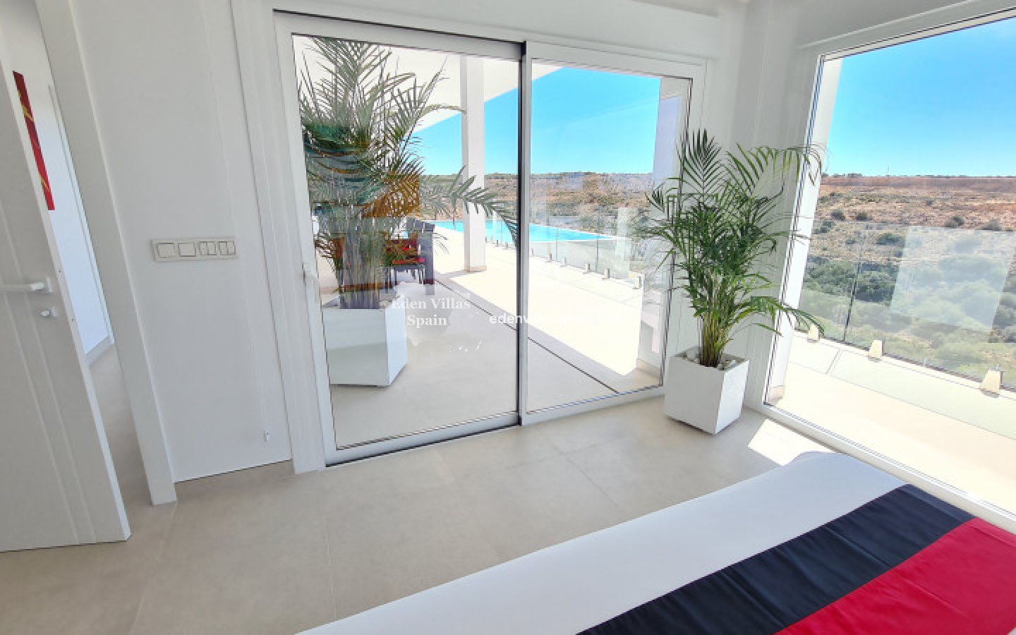 Resale - Coastal Villa - La Marina