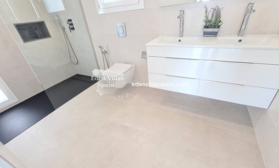 Resale - Coastal Villa - La Marina