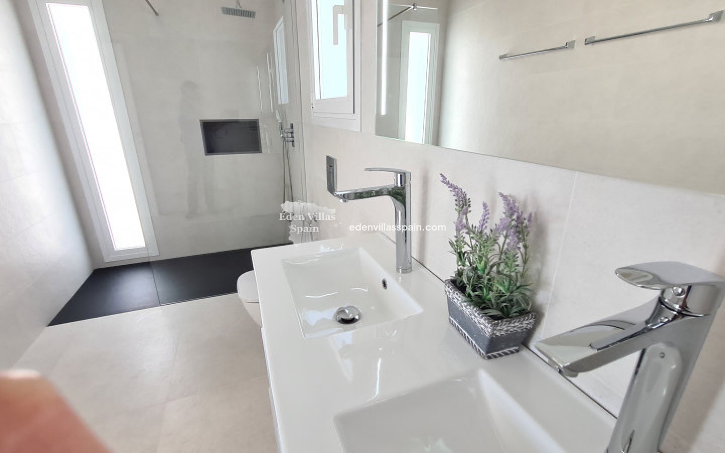 Resale - Coastal Villa - La Marina