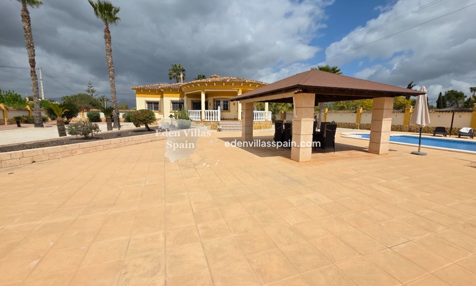 Resale - Country House - Catral