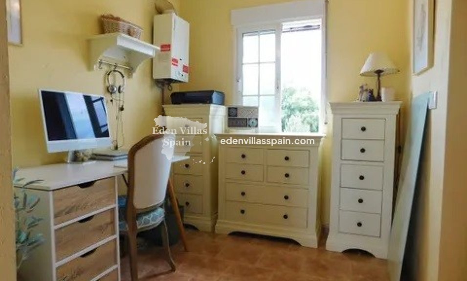 Resale - Country House - Dolores