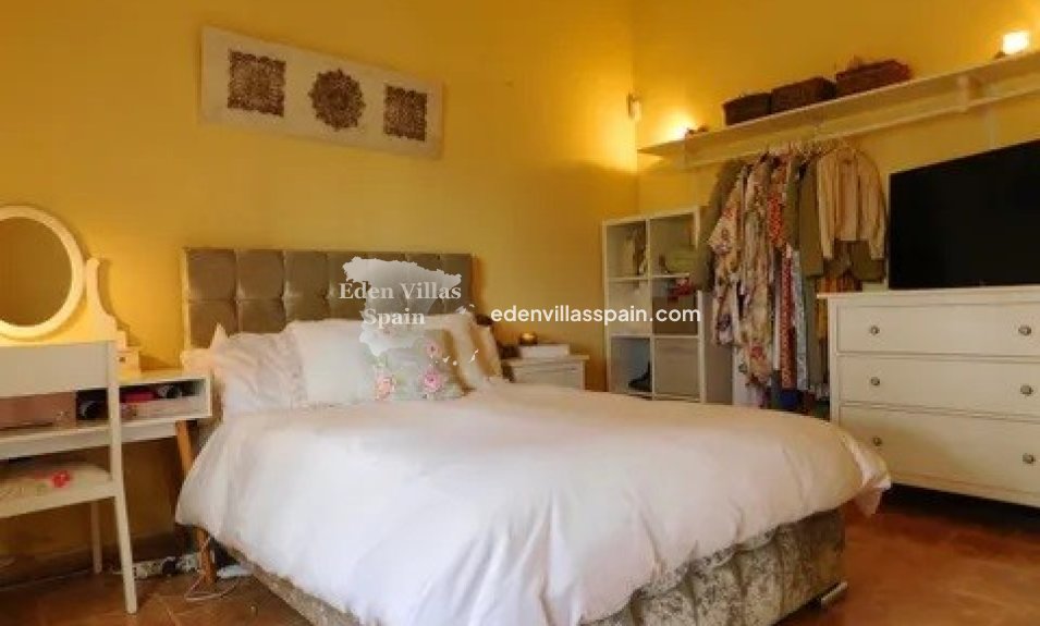 Resale - Country House - Dolores