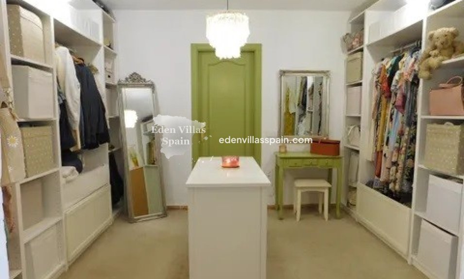 Resale - Country House - Dolores