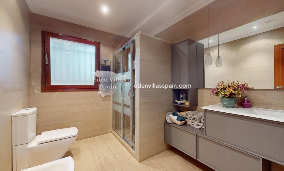 Resale - Country House - Elche