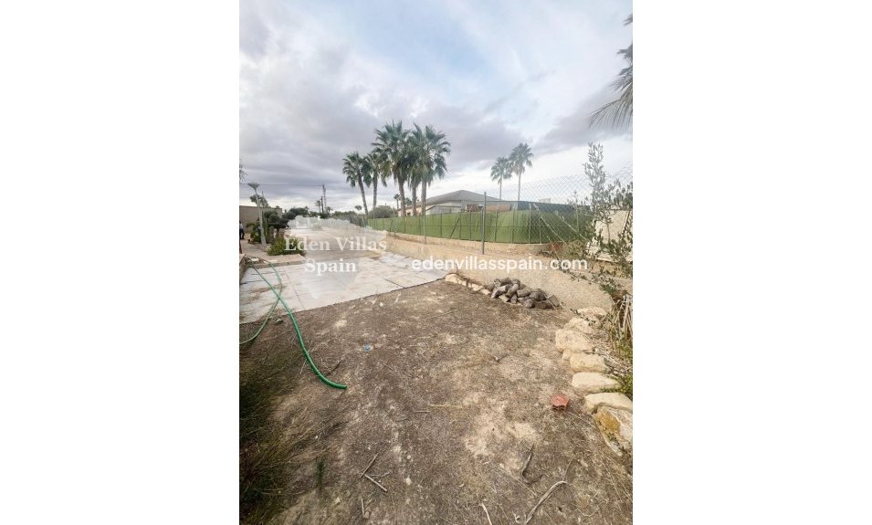 Resale - Country House - Elche