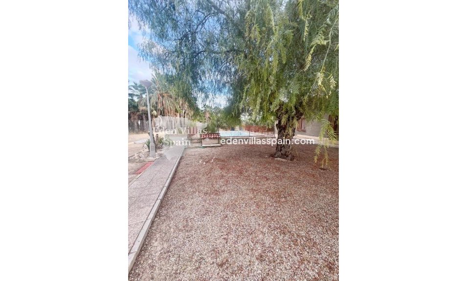 Resale - Country House - Elche