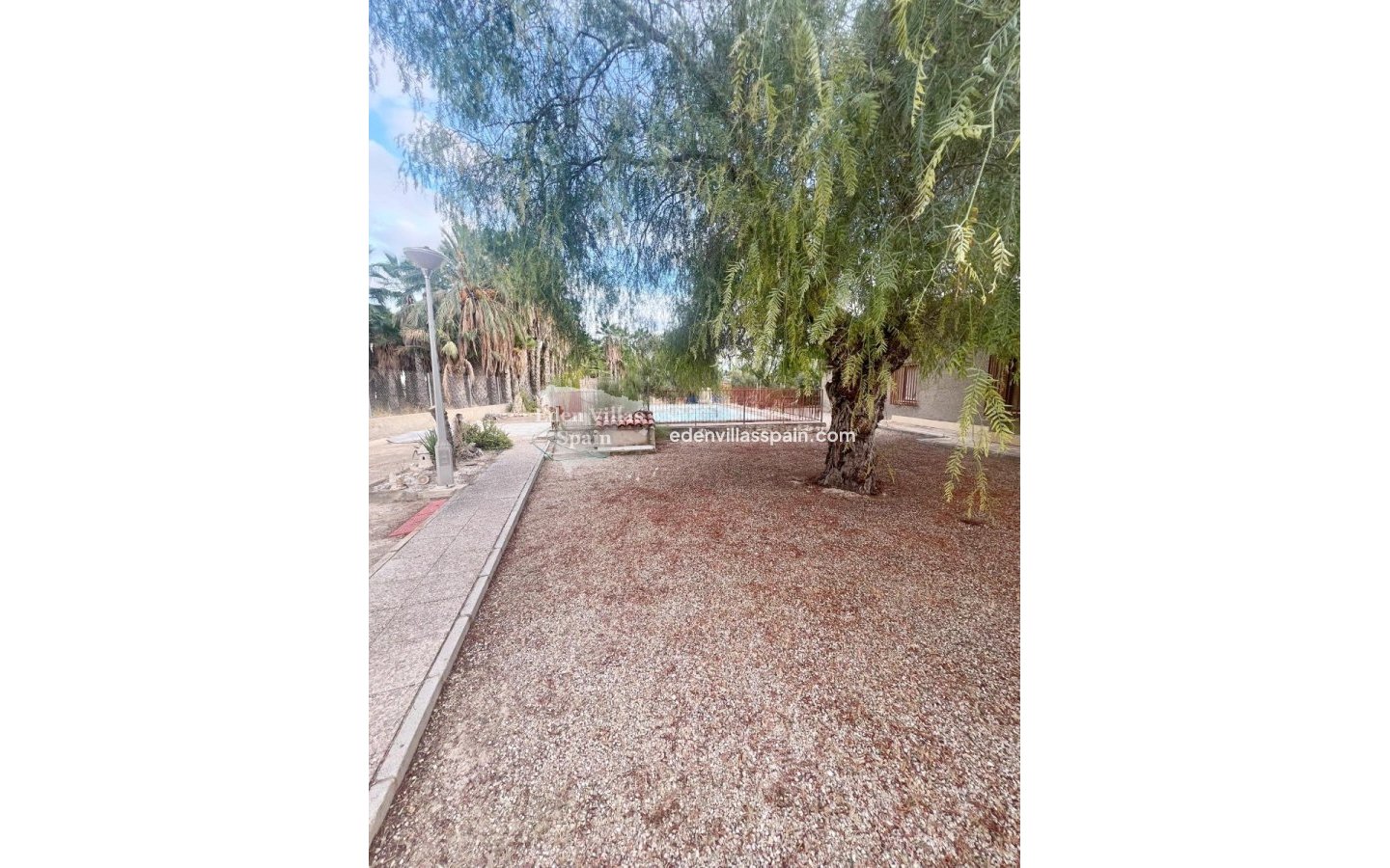 Resale - Country House - Elche