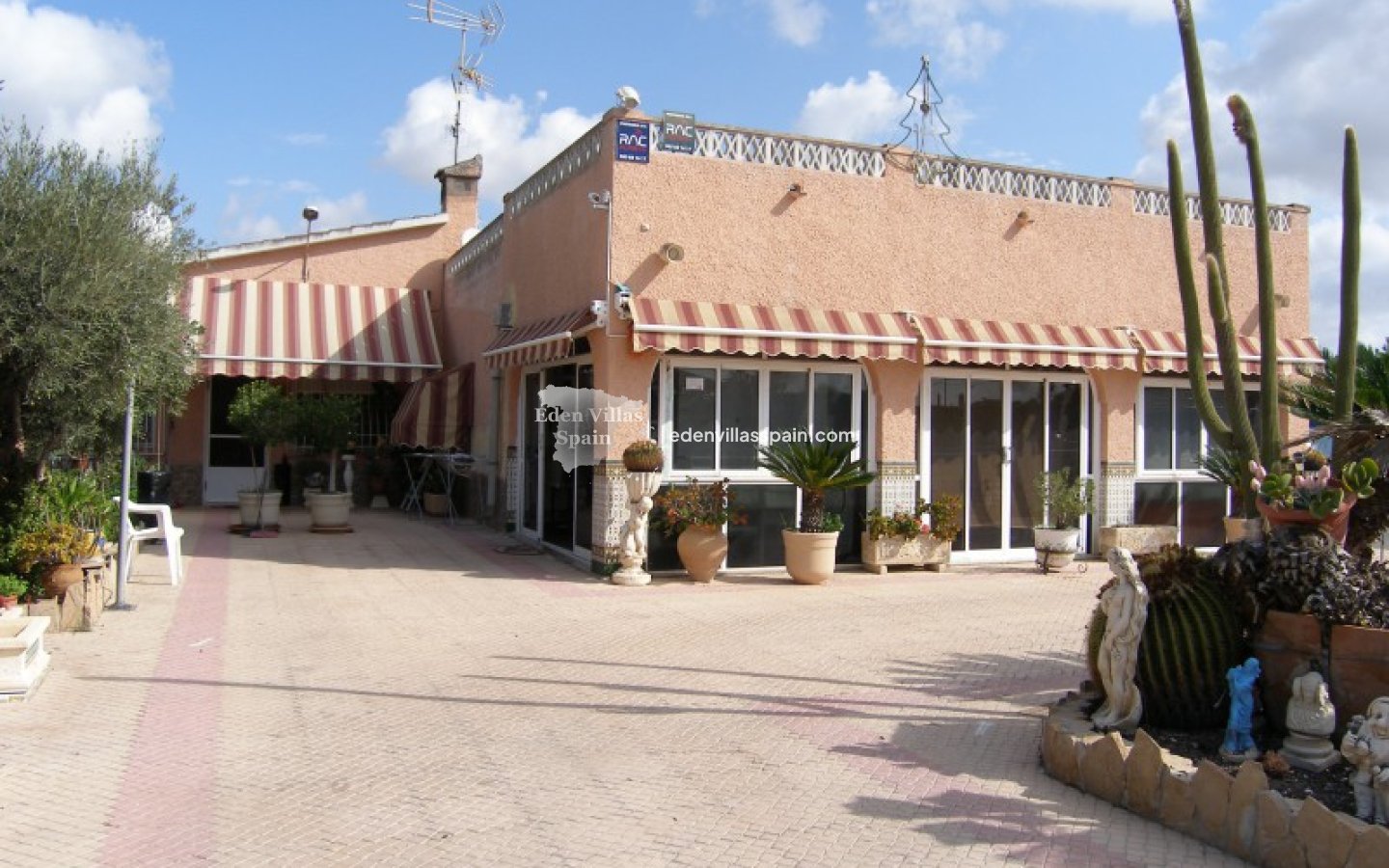 Resale - Country House - La Marina