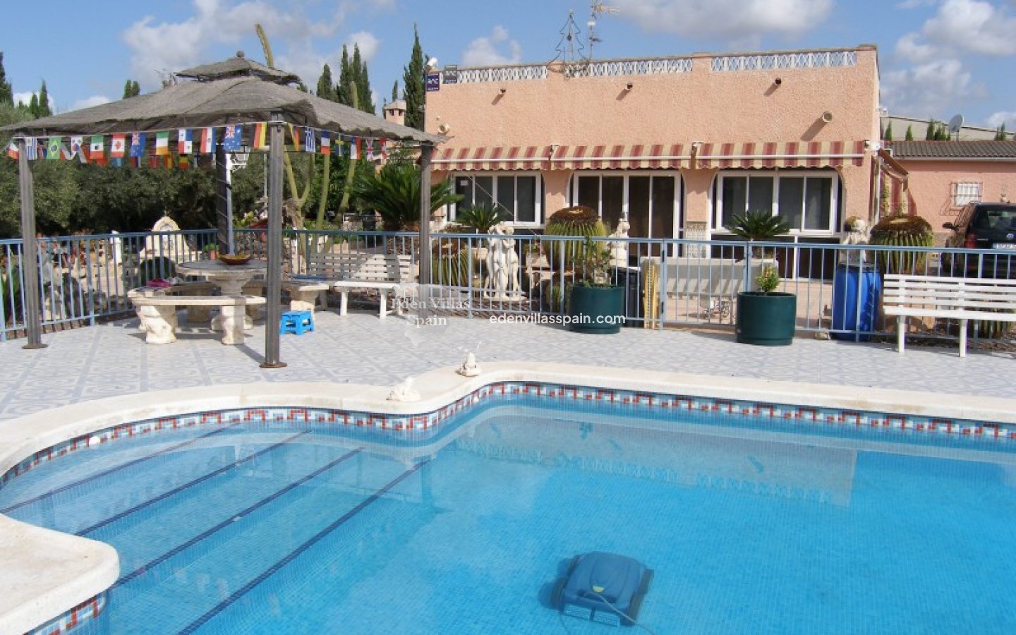 Resale - Country House - La Marina