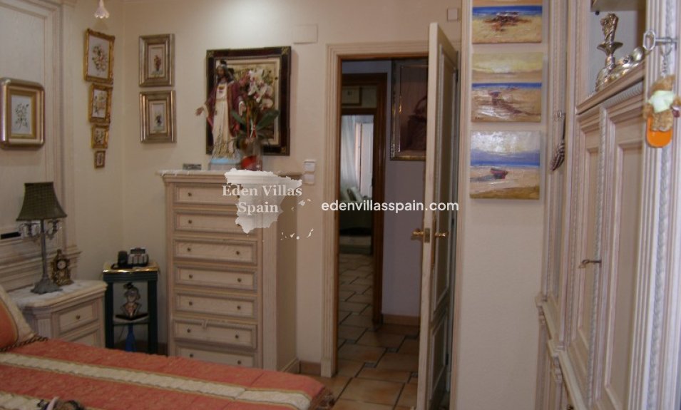 Resale - Country House - La Marina