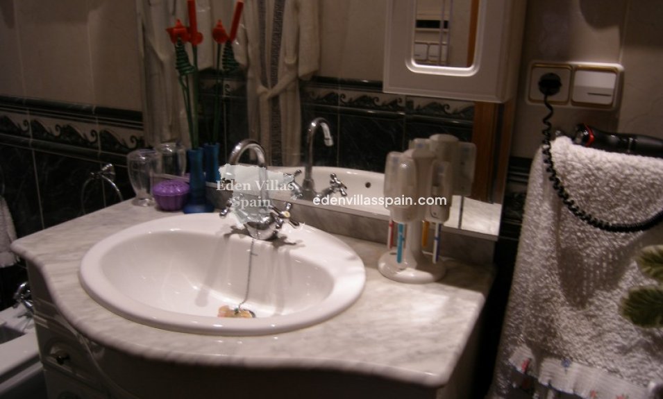 Resale - Country House - La Marina