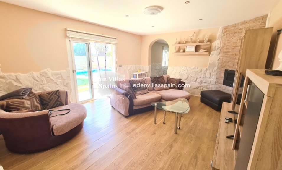 Resale - Country House - La Marina