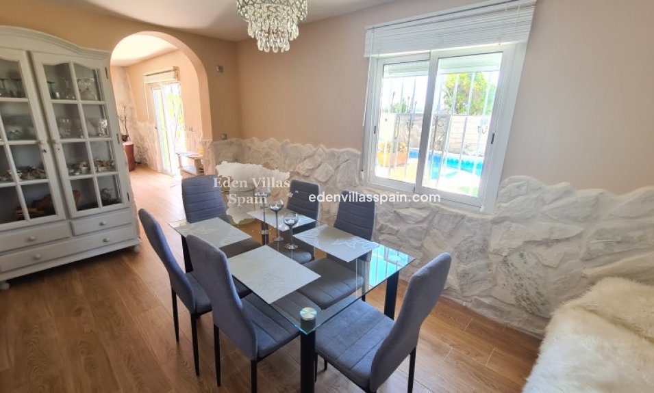 Resale - Country House - La Marina