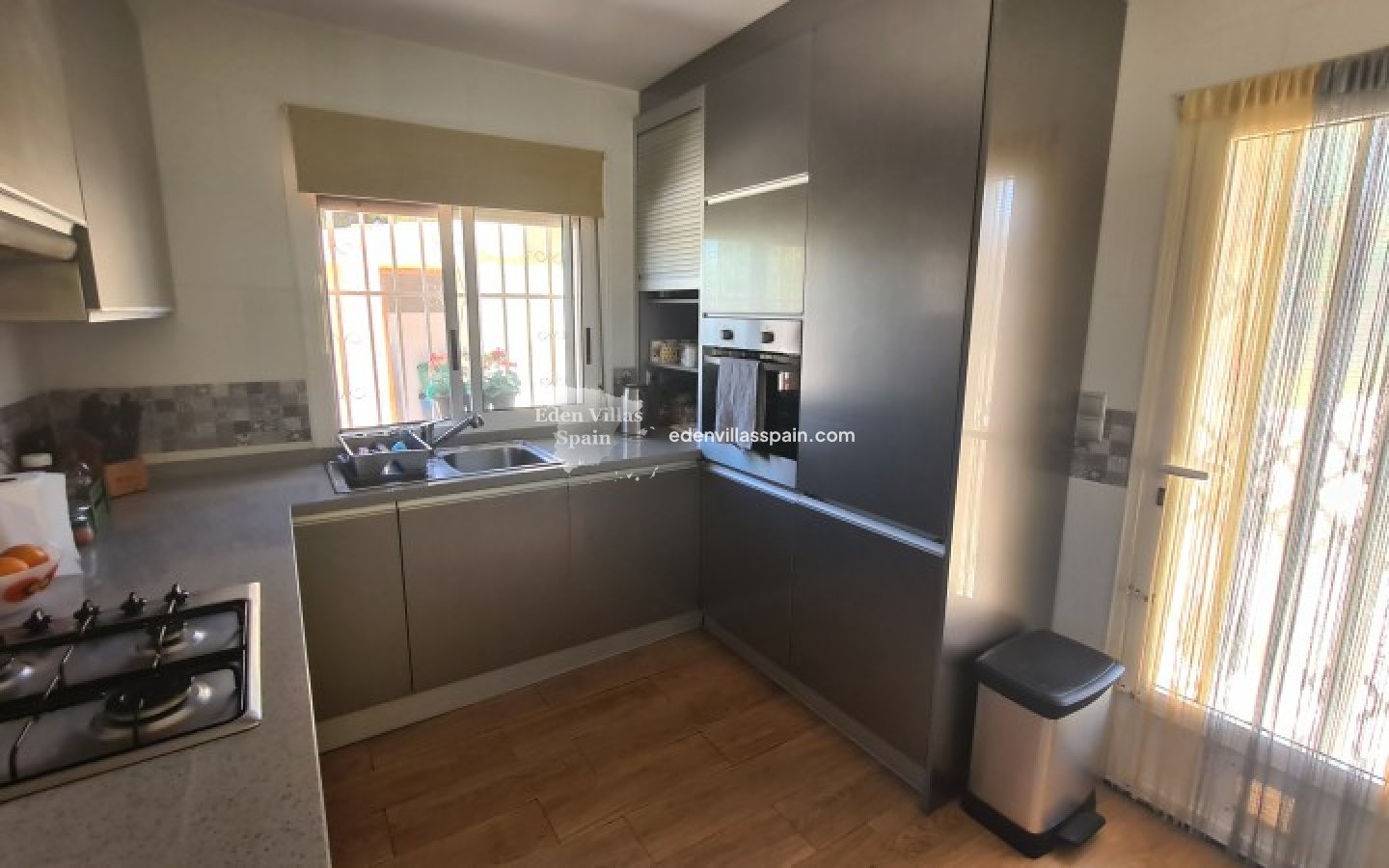 Resale - Country House - La Marina