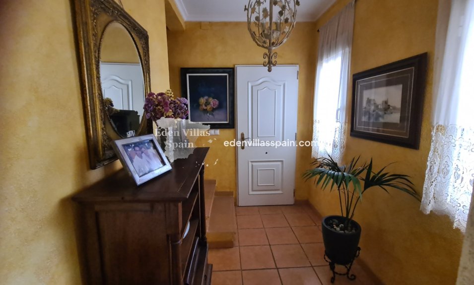 Resale - Country House - La Marina