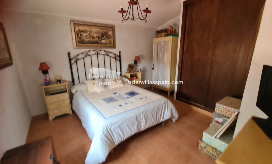 Resale - Country House - La Marina