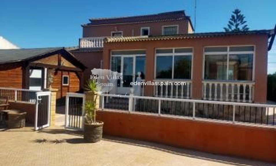 Resale - Country House - La Marina