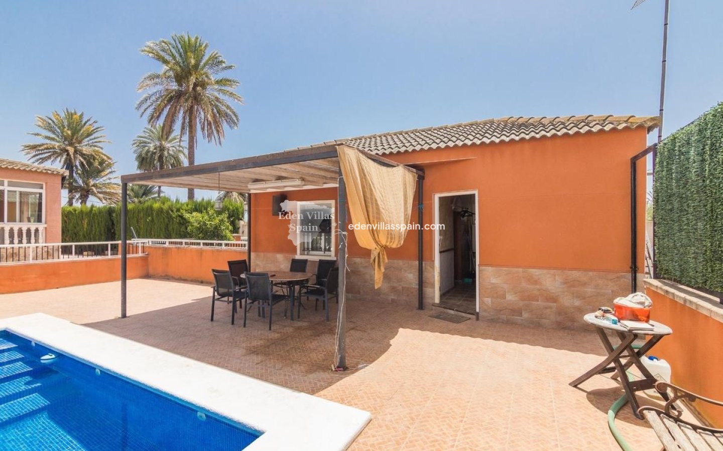 Resale - Country House - La Marina