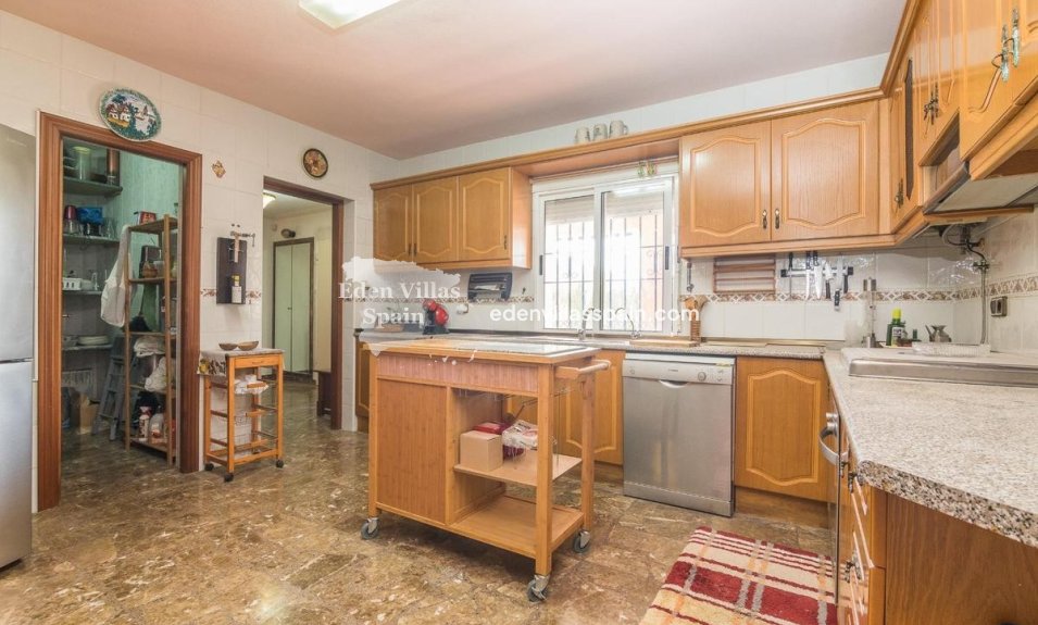 Resale - Country House - La Marina