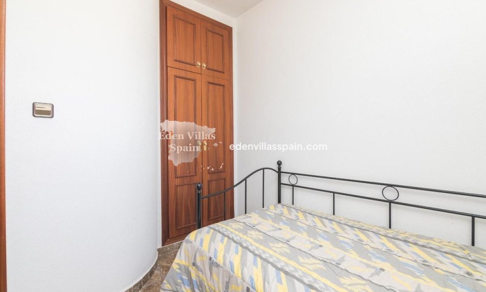 Resale - Country House - La Marina