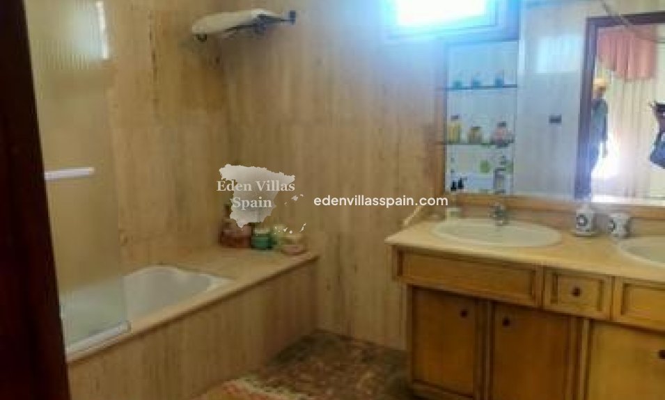 Resale - Country House - La Marina