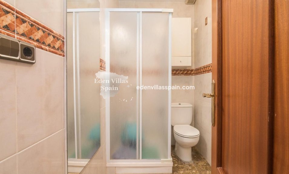 Resale - Country House - La Marina