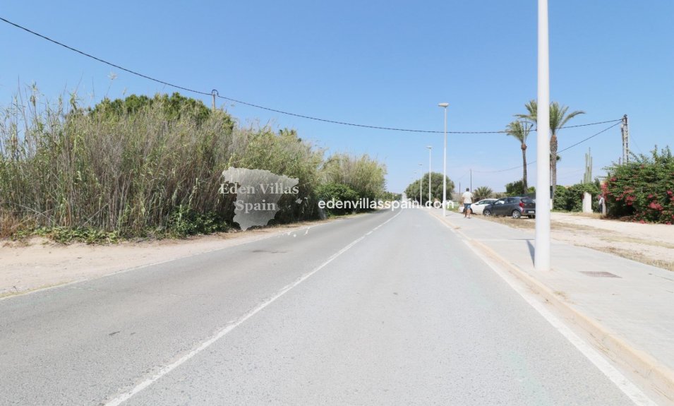 Resale - Country House - La Marina