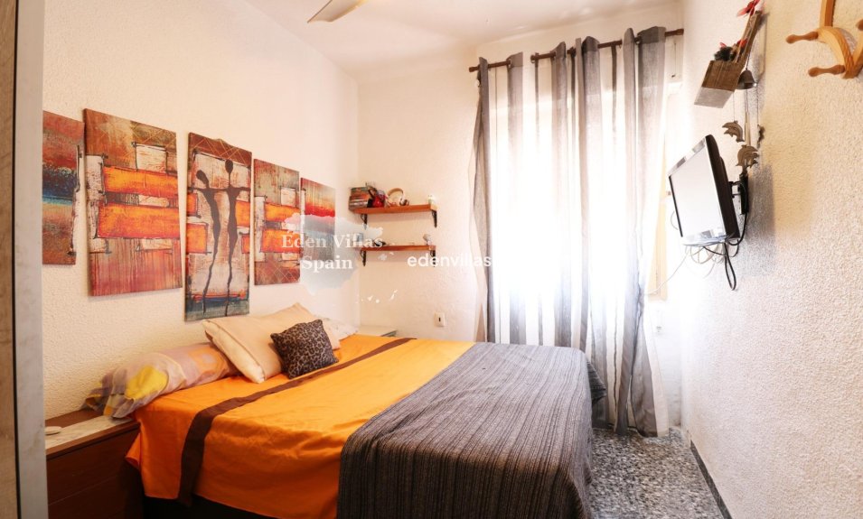 Resale - Country House - La Marina