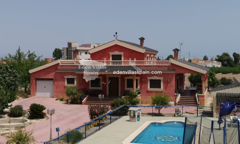 Resale - Country House - Rafal