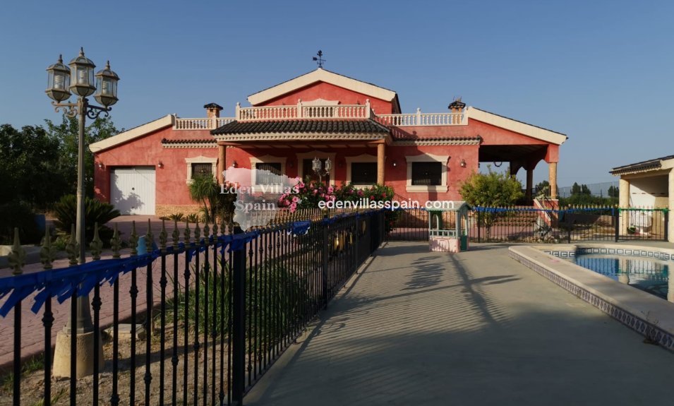 Resale - Country House - Rafal