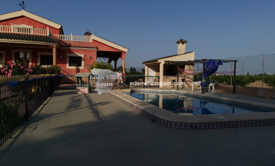 Resale - Country House - Rafal