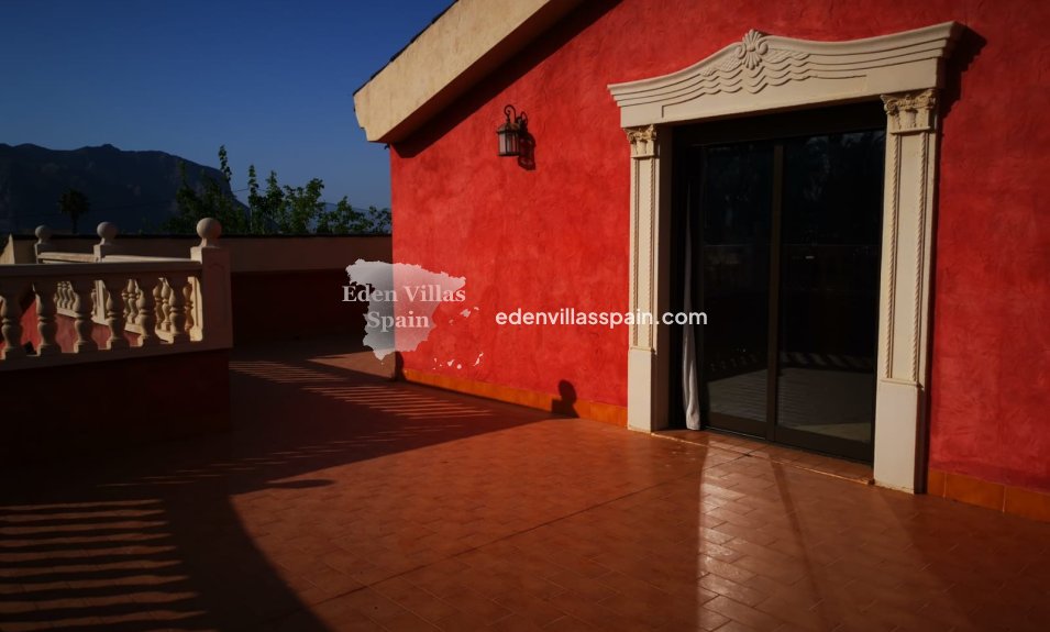 Resale - Country House - Rafal